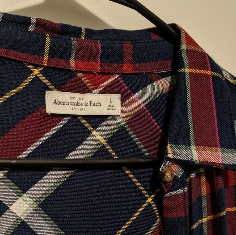 button down shirt - Picture 2 of 2